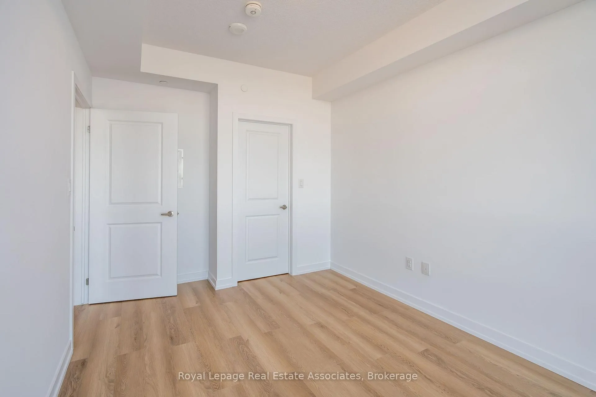 Photo 20 of Unit 706, 470 Dundas Street E, Hamilton, Waterdown — HOMEH