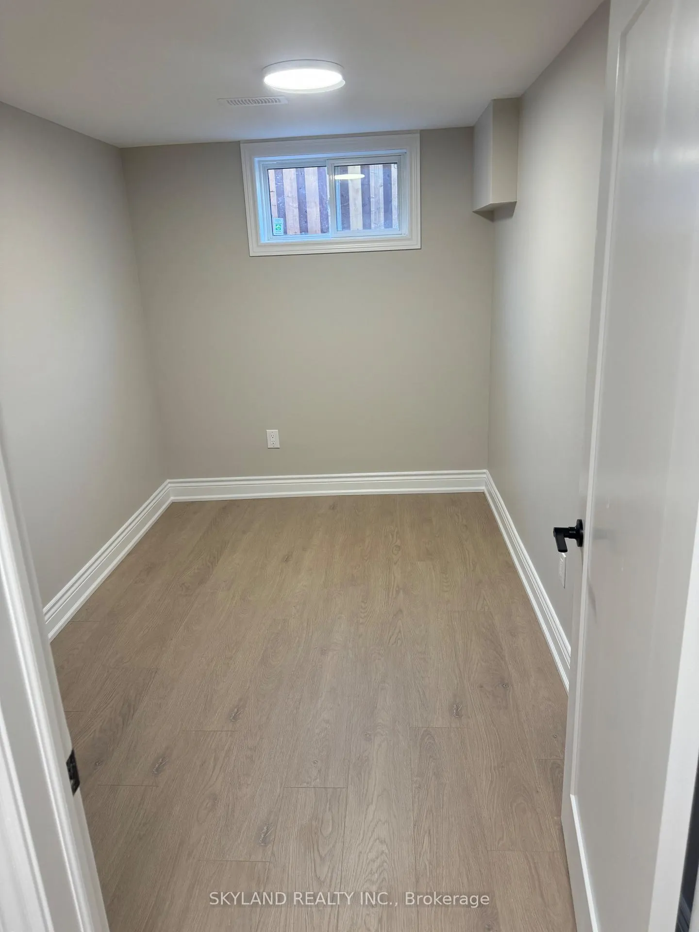 Photo 6 of Unit Lower, 21 Nova Drive, Hamilton, Huntington — HOMEH