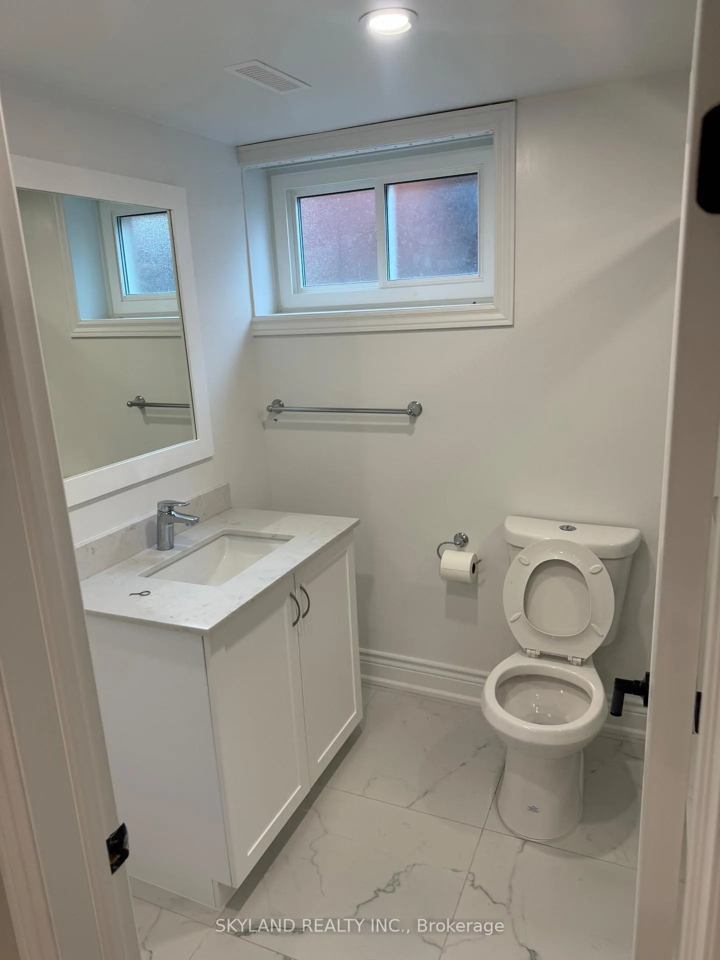 Photo 7 of Unit Lower, 21 Nova Drive, Hamilton, Huntington — HOMEH