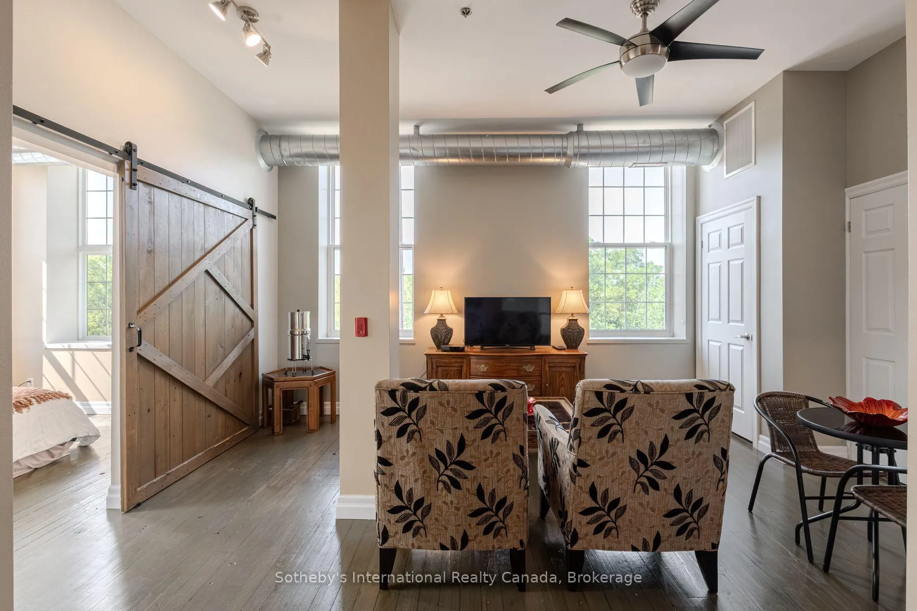 Photo 8 of Unit 402, 140 West River Street, Brant, Paris — HOMEH