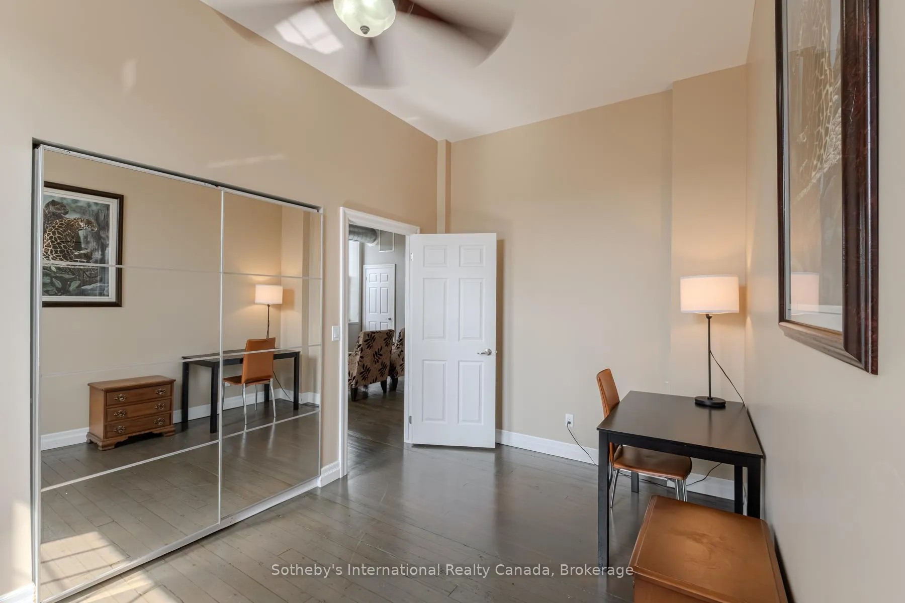 Photo 11 of Unit 402, 140 West River Street, Brant, Paris — HOMEH