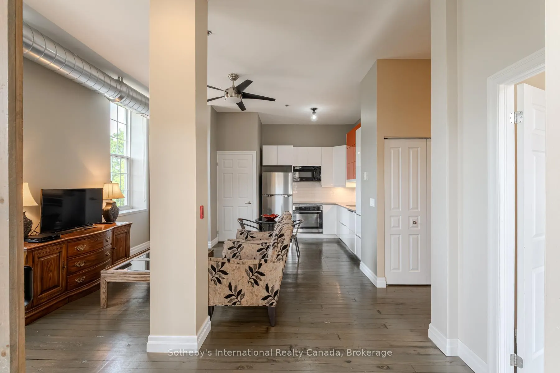 Photo 15 of Unit 402, 140 West River Street, Brant, Paris — HOMEH