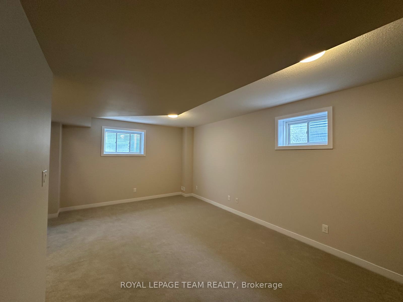 Photo 17 of 346 Peninsula Road, Ottawa, Barrhaven - Heritage Park — HOMEH
