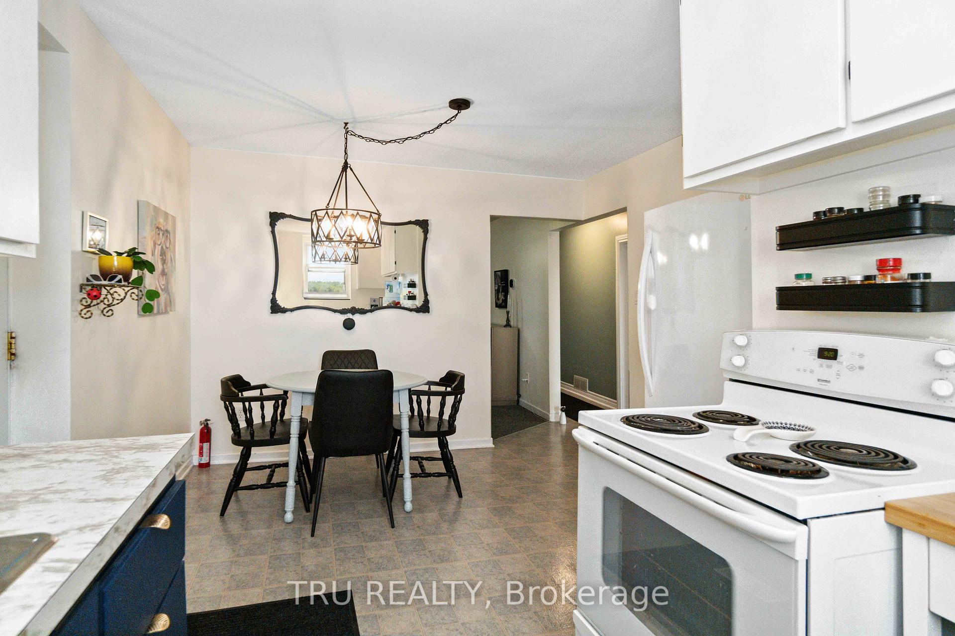 Photo 7 of 8665 Marvelville Road, Ottawa, Osgoode Twp (East) (Incl Kenmore) — HOMEH