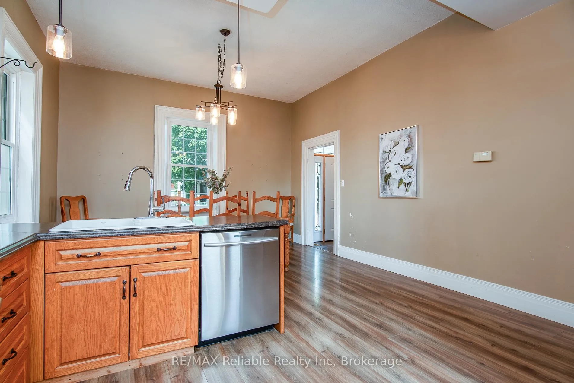 Photo 22 of 41 John Street, Huron East, Seaforth — HOMEH