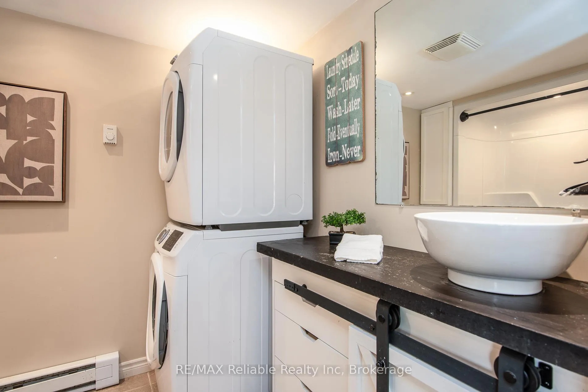 Photo 31 of 41 John Street, Huron East, Seaforth — HOMEH