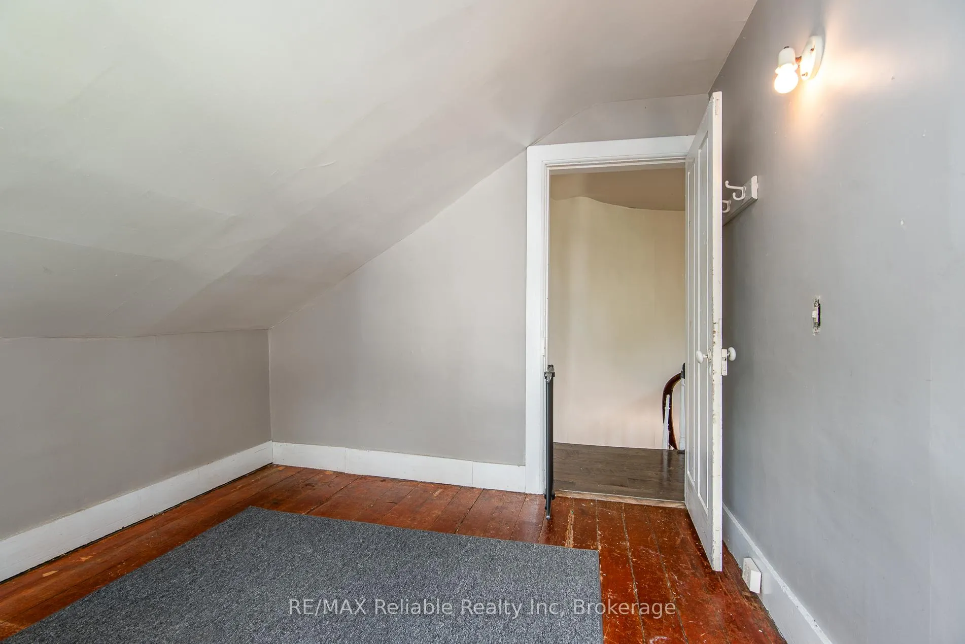 Photo 41 of 41 John Street, Huron East, Seaforth — HOMEH