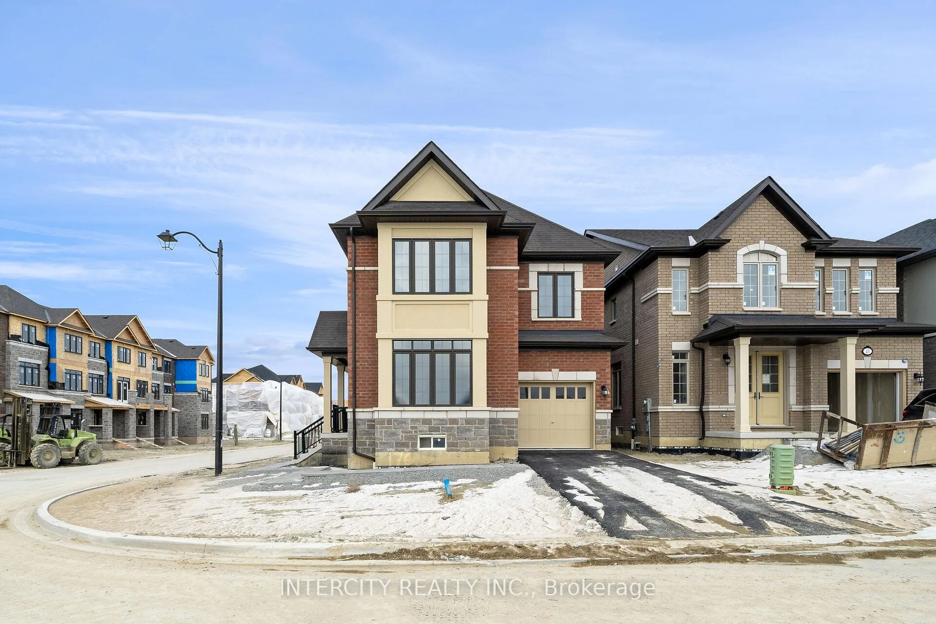Photo 3 of Unit Lot 176, 45 Keyworth Crescent, Brampton, Sandringham-Wellington North — HOMEH