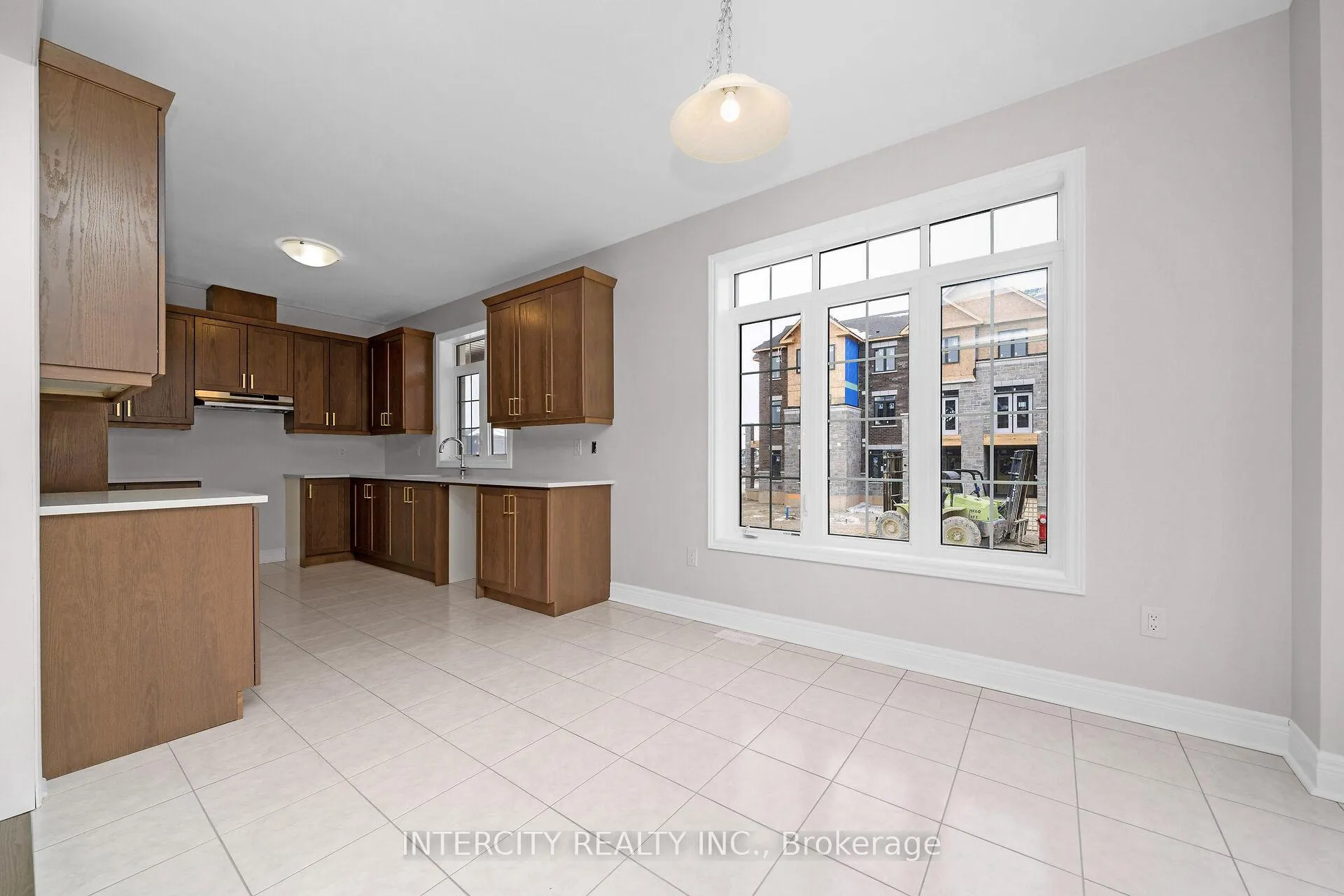 Photo 11 of Unit Lot 176, 45 Keyworth Crescent, Brampton, Sandringham-Wellington North — HOMEH