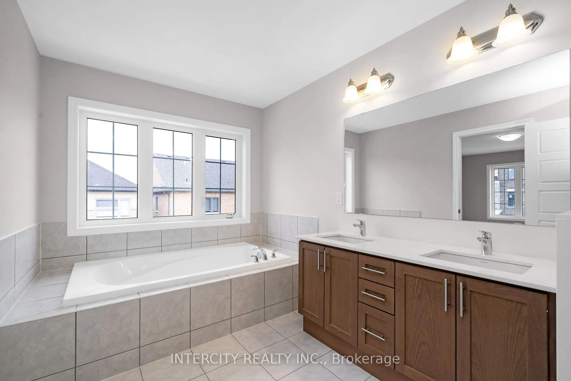 Photo 24 of Unit Lot 176, 45 Keyworth Crescent, Brampton, Sandringham-Wellington North — HOMEH