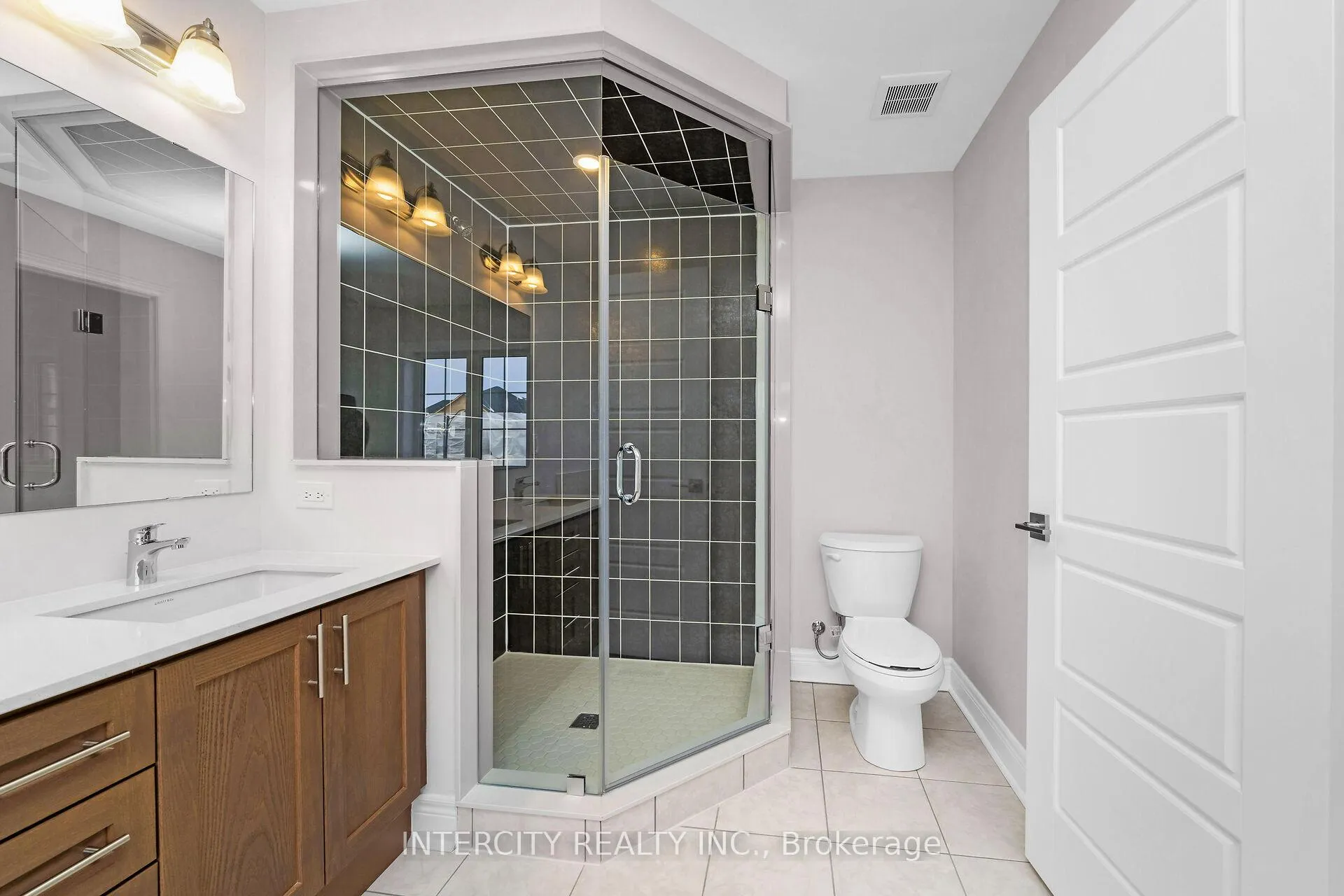 Photo 25 of Unit Lot 176, 45 Keyworth Crescent, Brampton, Sandringham-Wellington North — HOMEH