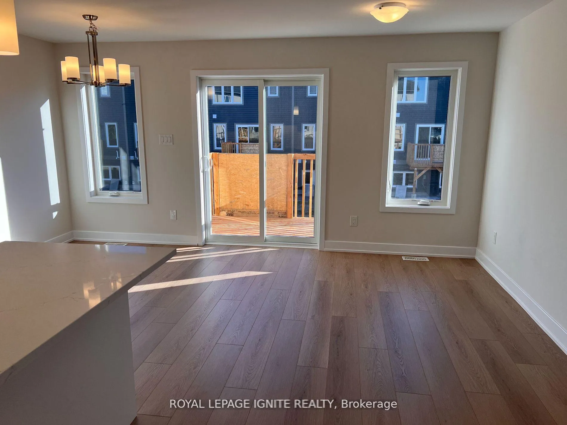 Photo 5 of 93 Whitcomb Crescent, Smiths Falls — HOMEH