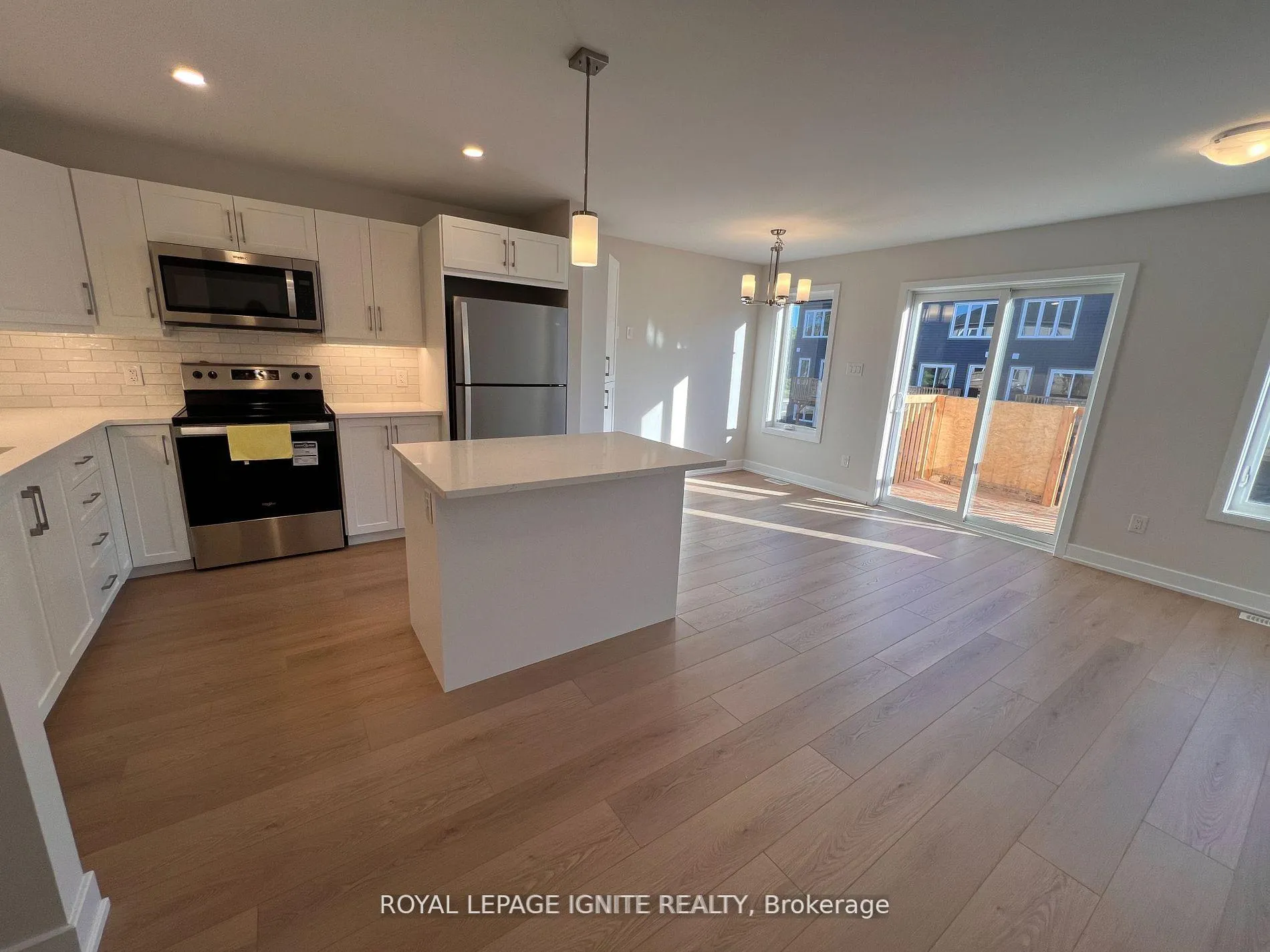 Photo 6 of 93 Whitcomb Crescent, Smiths Falls — HOMEH