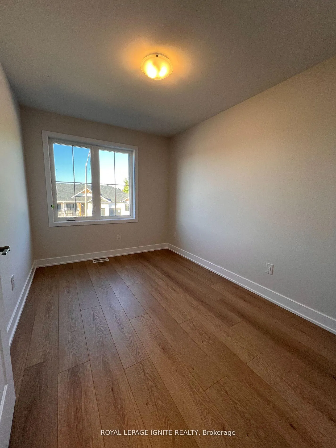 Photo 9 of 93 Whitcomb Crescent, Smiths Falls — HOMEH