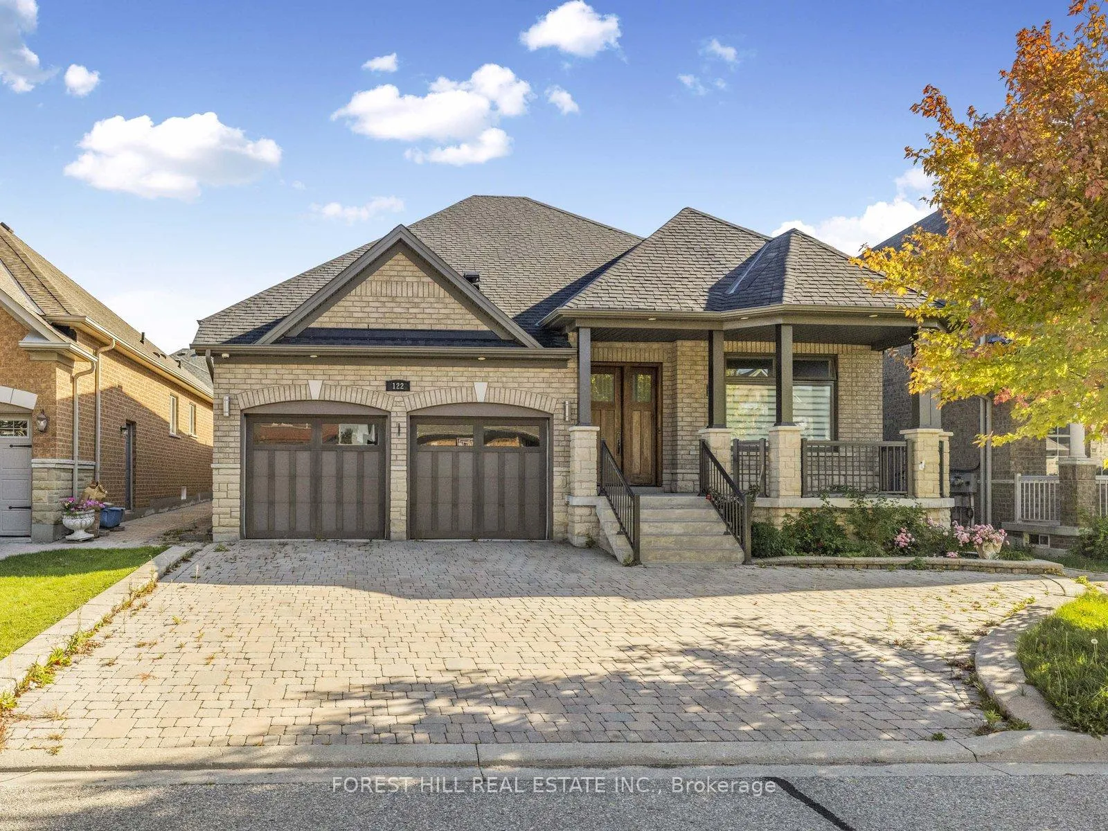 Photo 2 of 122 Pieta Place, Vaughan, Vellore Village — HOMEH