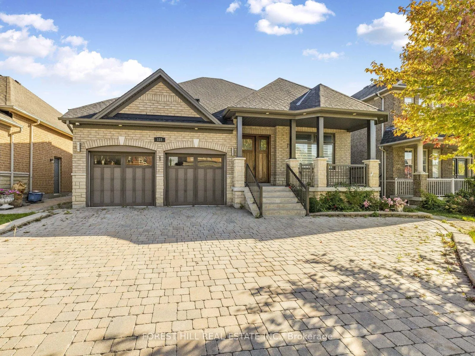 Photo 3 of 122 Pieta Place, Vaughan, Vellore Village — HOMEH