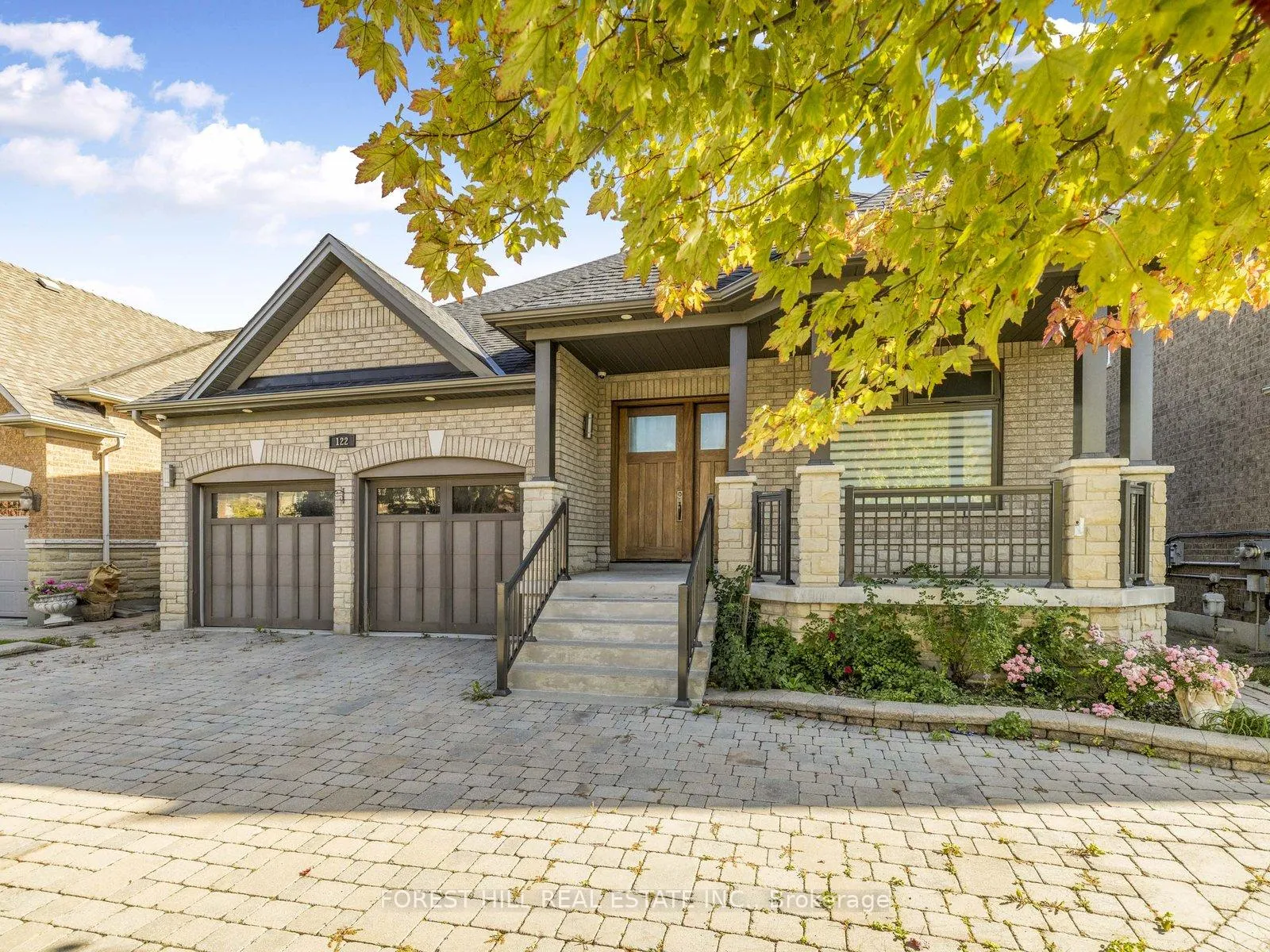 Photo 4 of 122 Pieta Place, Vaughan, Vellore Village — HOMEH