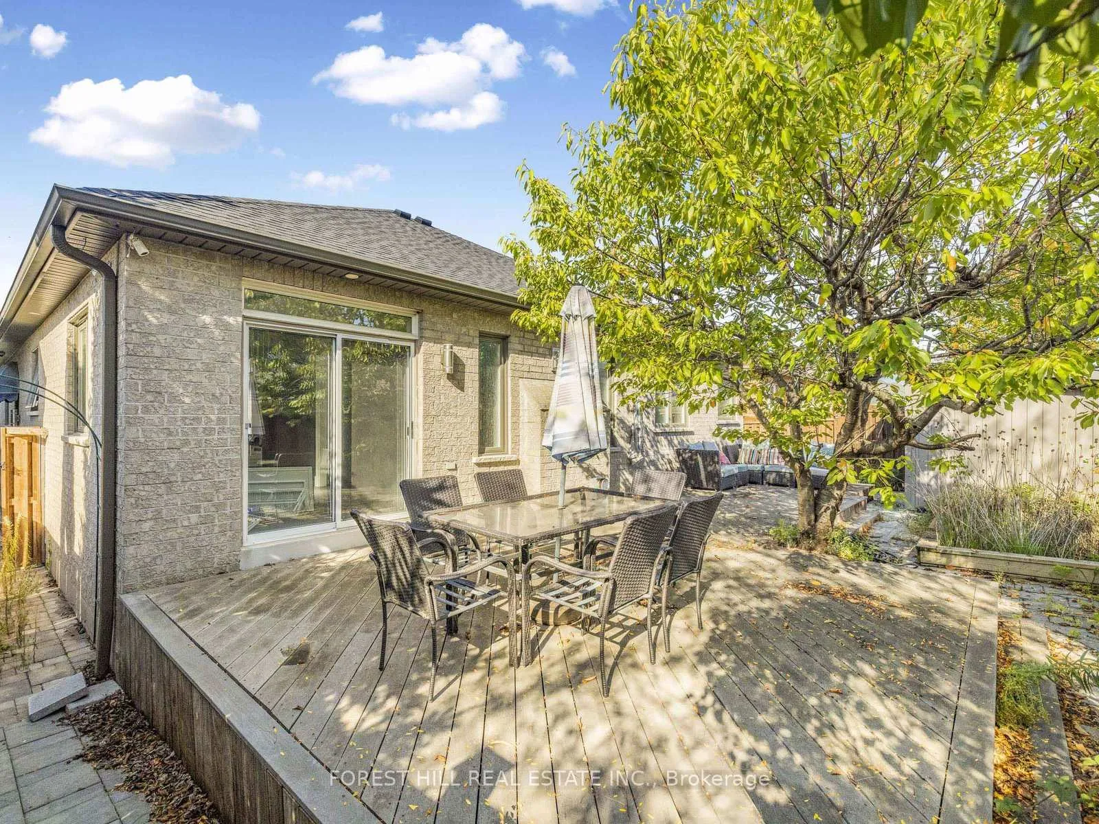 Photo 8 of 122 Pieta Place, Vaughan, Vellore Village — HOMEH