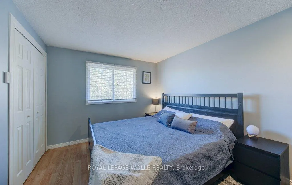 Photo 20 of 76 Devonglen Drive, Kitchener — HOMEH