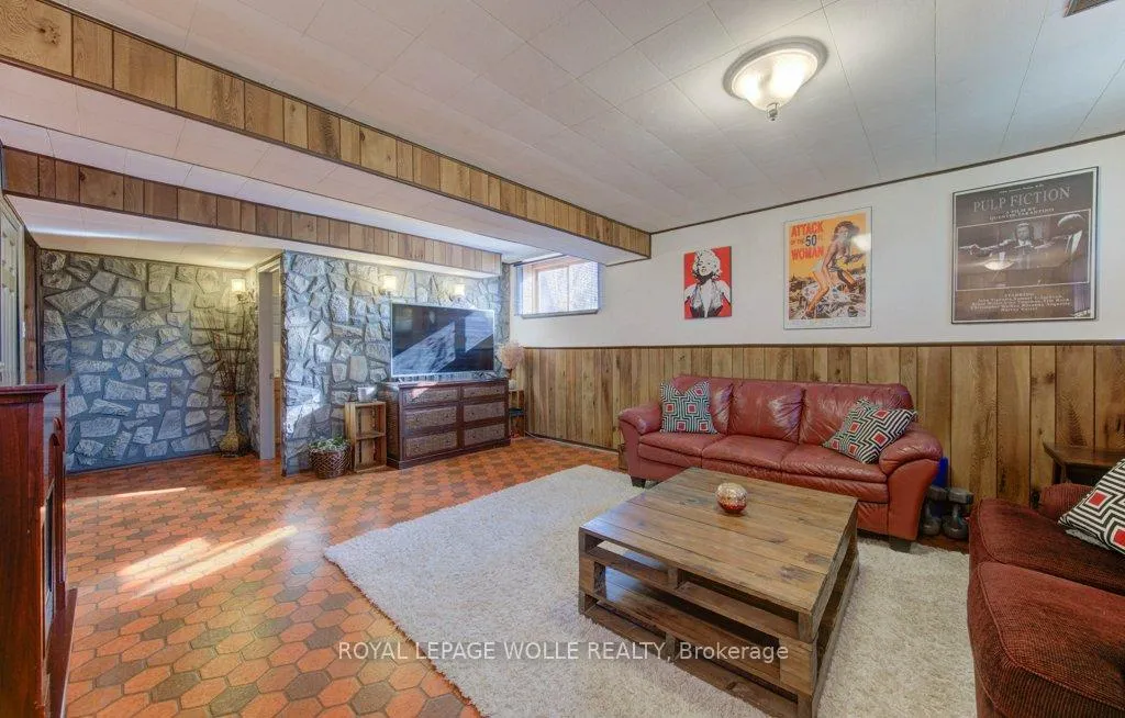 Photo 27 of 76 Devonglen Drive, Kitchener — HOMEH