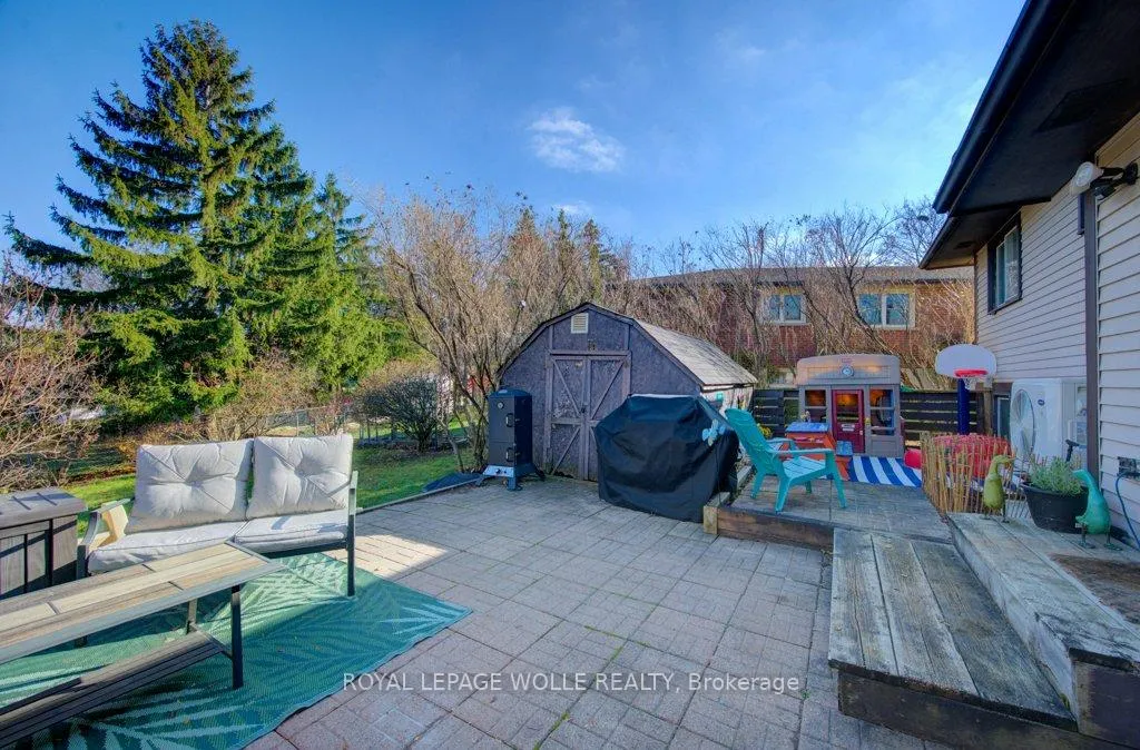 Photo 31 of 76 Devonglen Drive, Kitchener — HOMEH