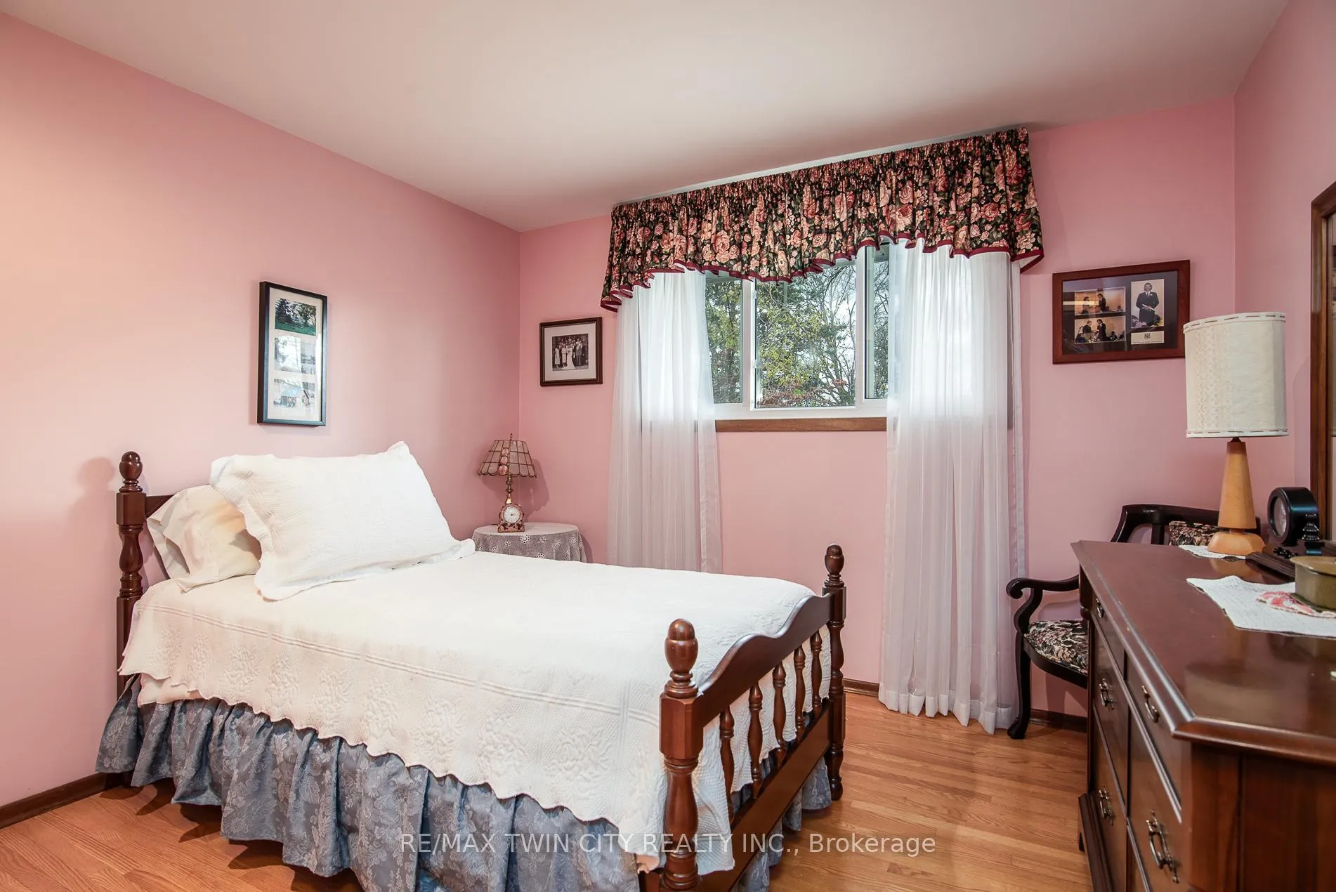 Photo 34 of 155 Shuh Avenue, Kitchener — HOMEH