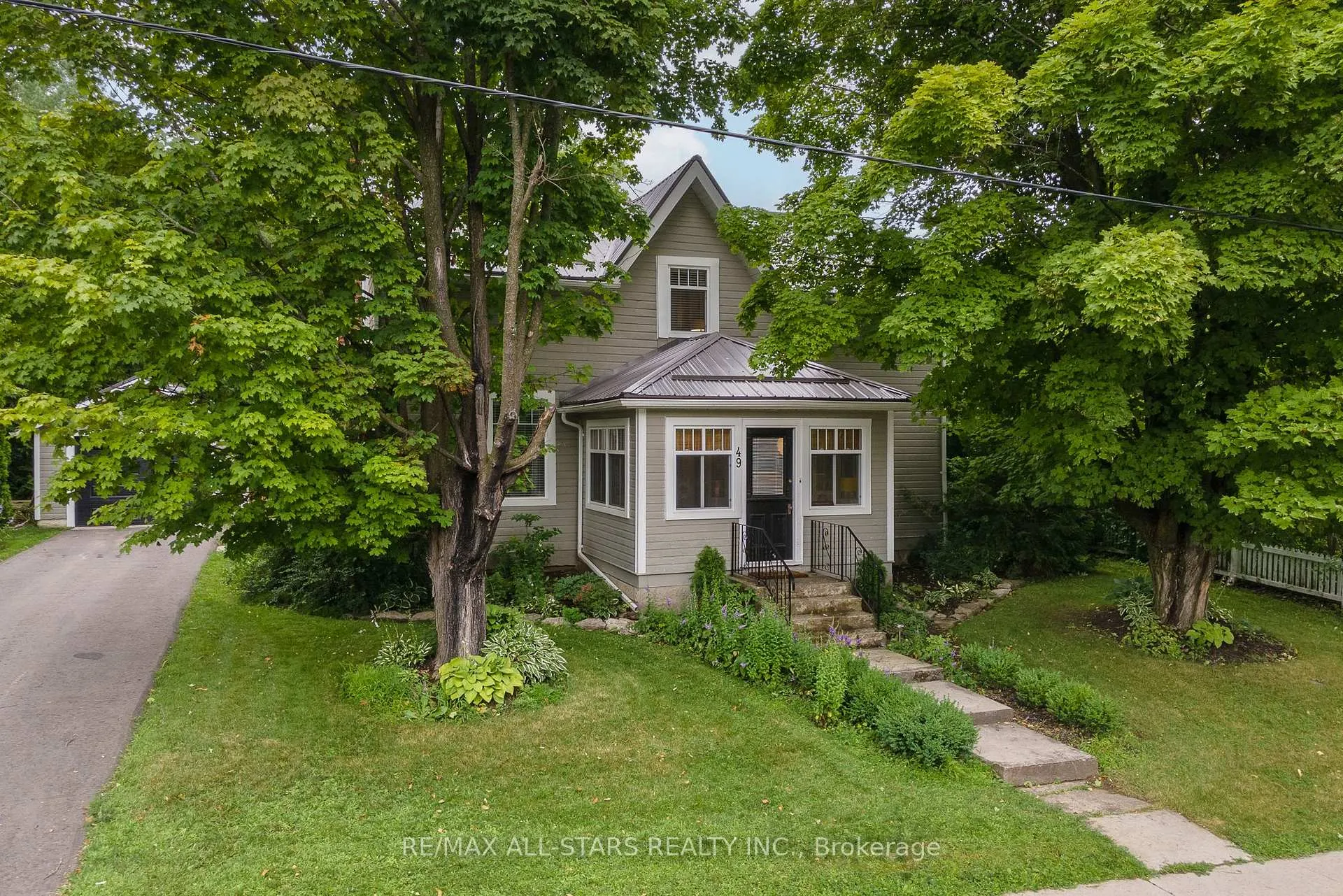 Photo 6 of 49 John Street, Kawartha Lakes, Fenelon Falls — HOMEH
