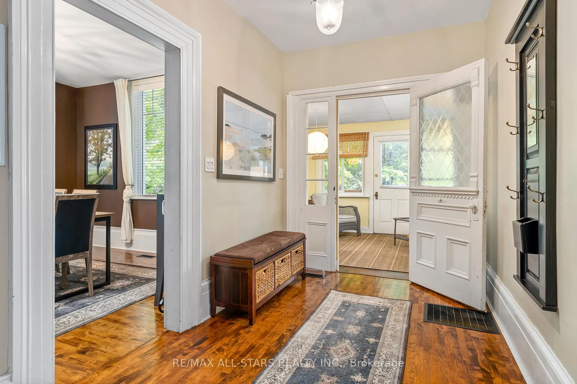 Photo 9 of 49 John Street, Kawartha Lakes, Fenelon Falls — HOMEH