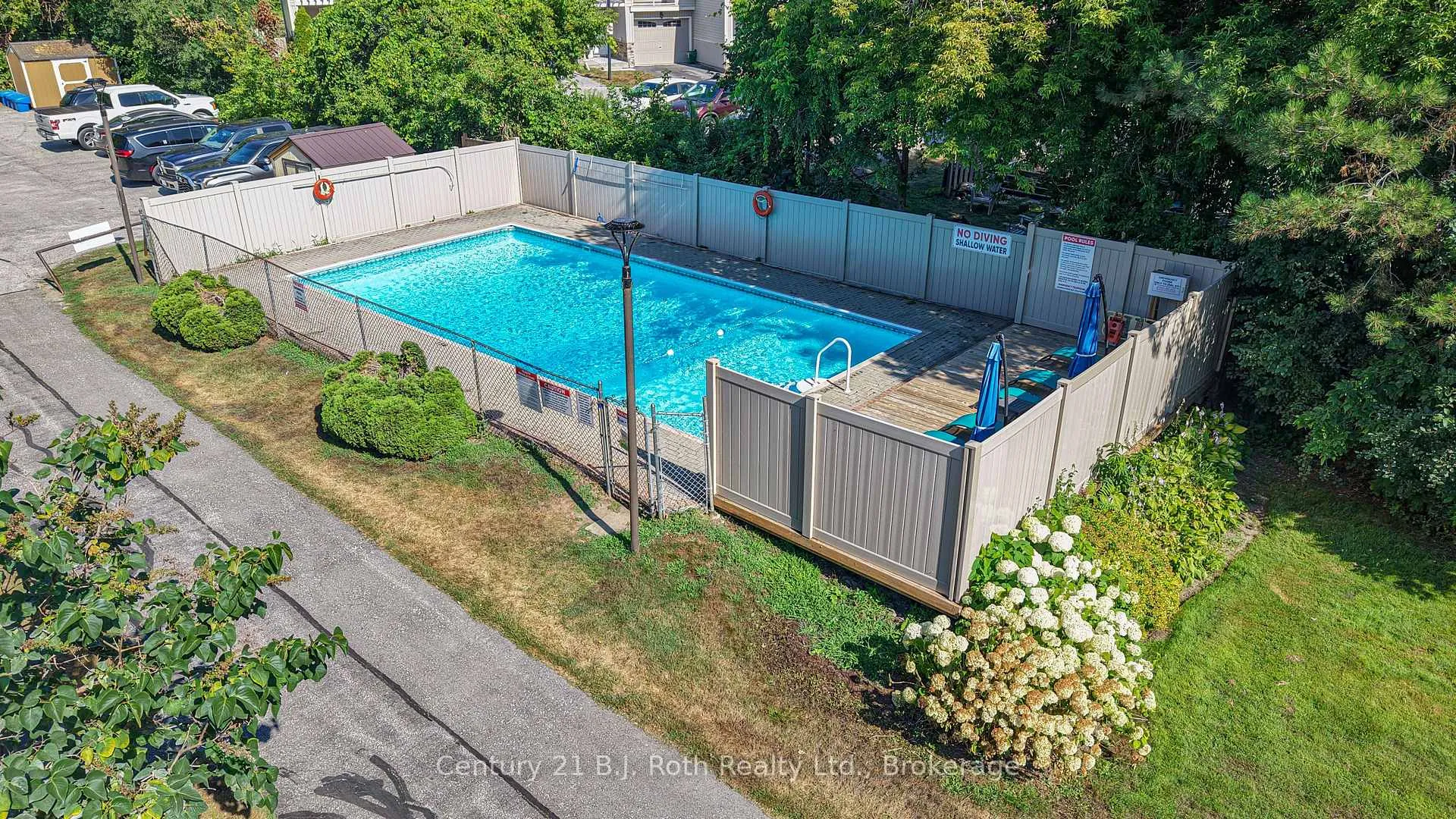Photo 3 of Unit 21, 40 Victoria Crescent, Orillia — HOMEH