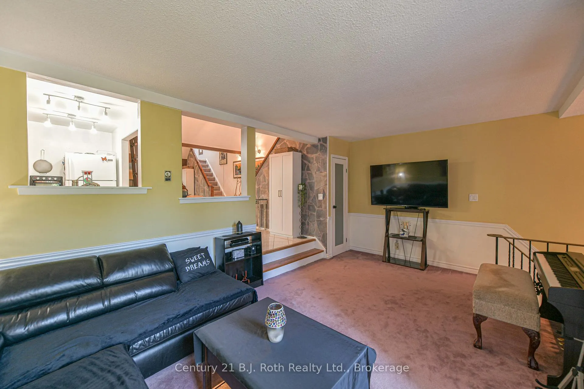 Photo 17 of Unit 21, 40 Victoria Crescent, Orillia — HOMEH