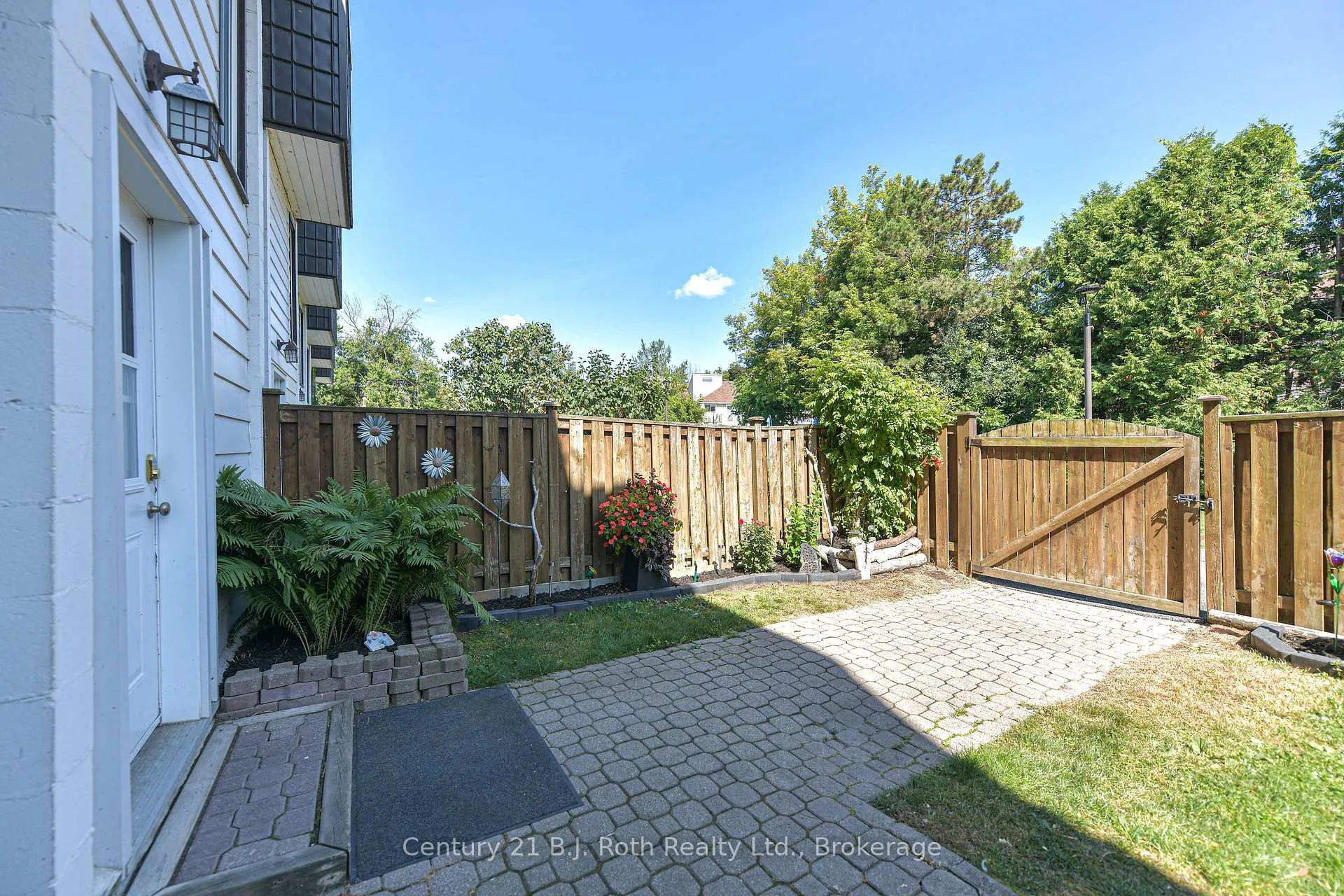 Photo 38 of Unit 21, 40 Victoria Crescent, Orillia — HOMEH