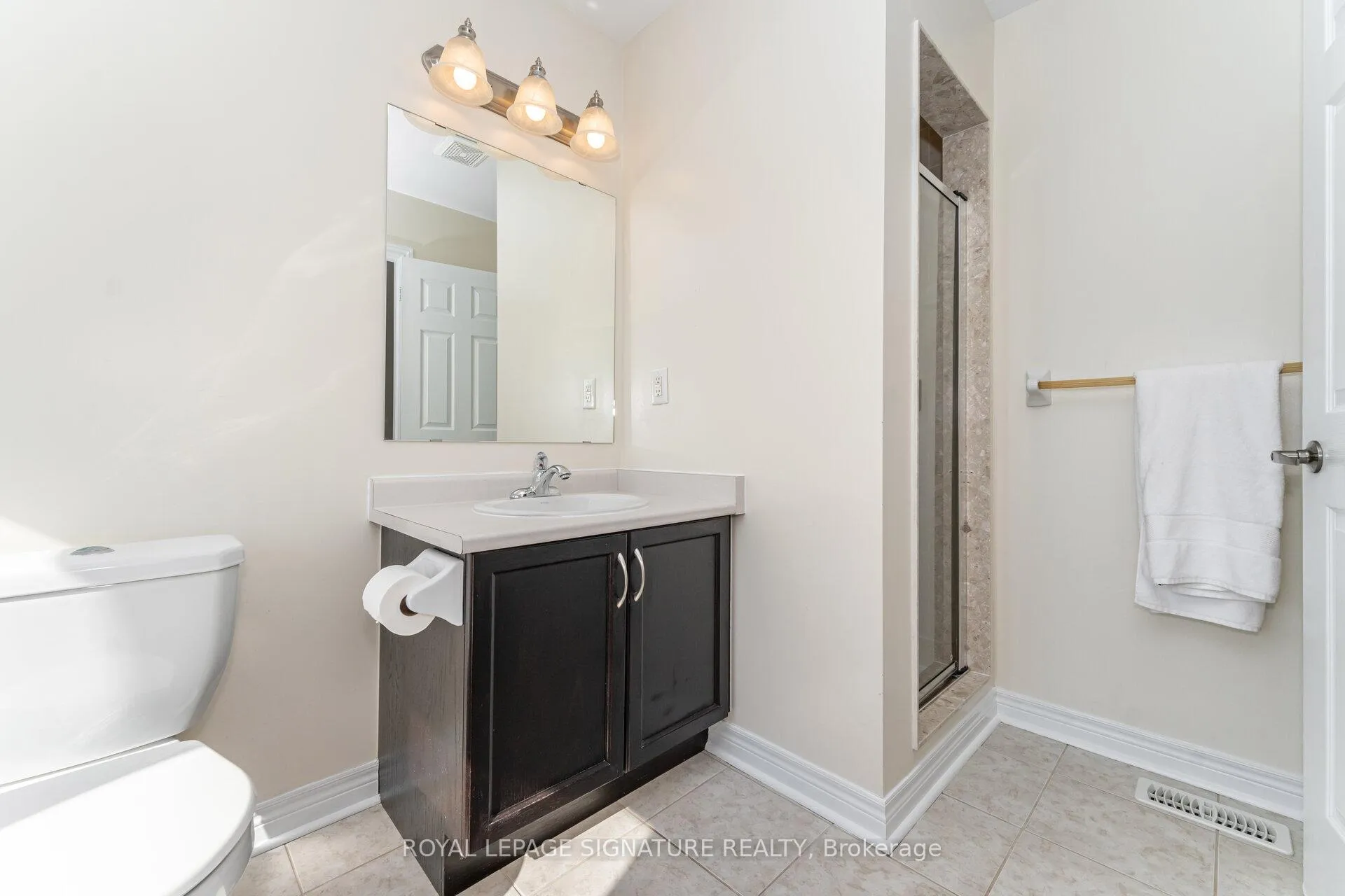 Photo 31 of 81 Paperbark Avenue, Vaughan, Patterson — HOMEH