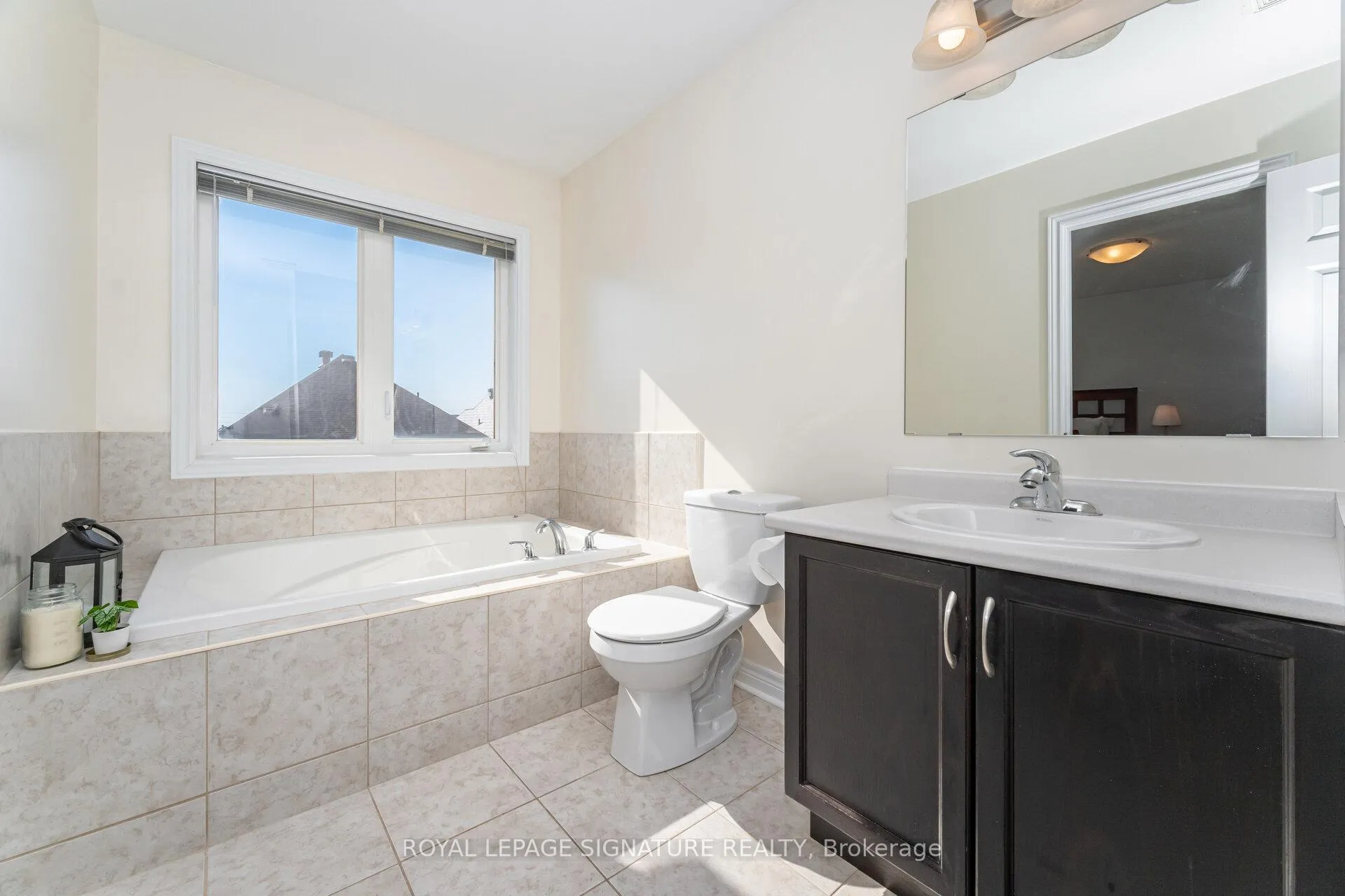 Photo 32 of 81 Paperbark Avenue, Vaughan, Patterson — HOMEH