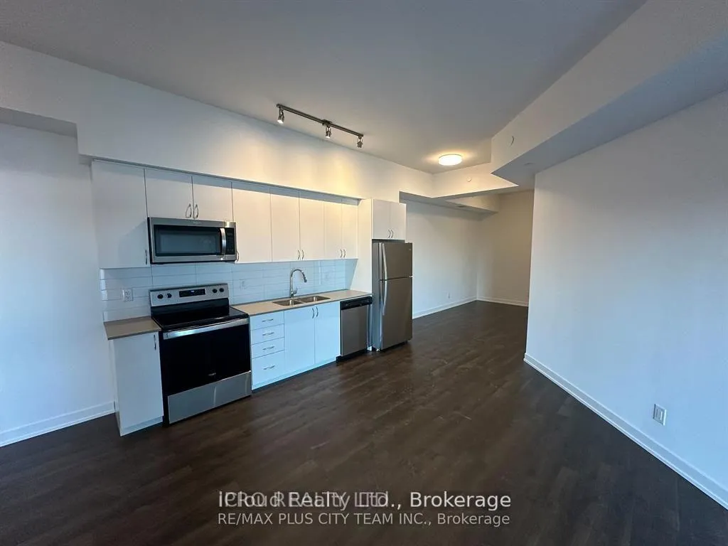 Photo 4 of Unit 208, 56 Lakeside Terrace, Barrie, Little Lake — HOMEH