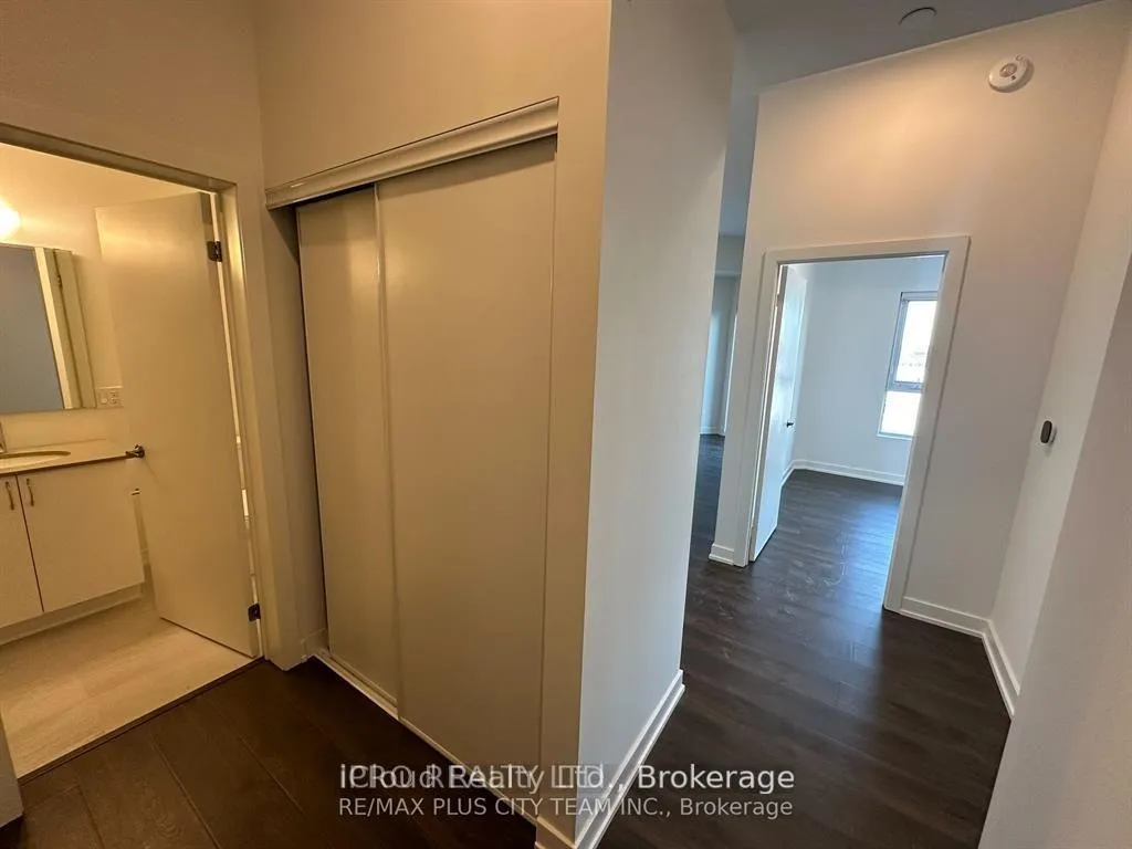 Photo 16 of Unit 208, 56 Lakeside Terrace, Barrie, Little Lake — HOMEH