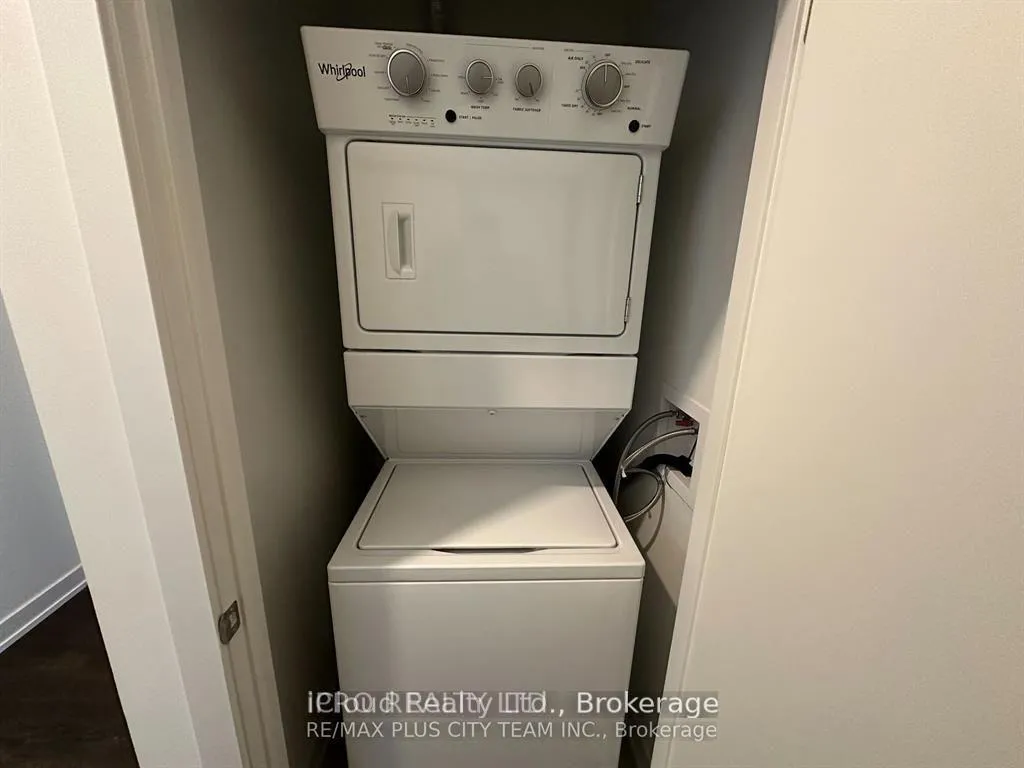 Photo 17 of Unit 208, 56 Lakeside Terrace, Barrie, Little Lake — HOMEH