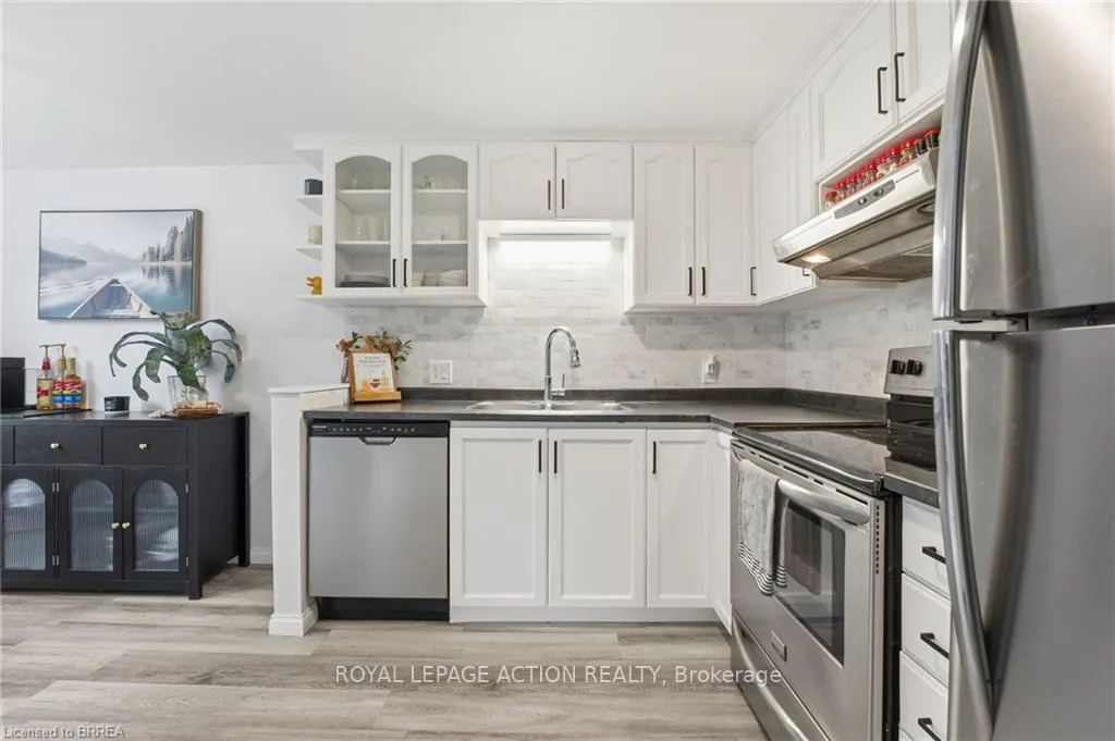 Photo 11 of 23A Oak Avenue, Brant, Paris — HOMEH