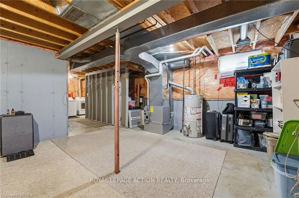 Photo 21 of 23A Oak Avenue, Brant, Paris — HOMEH