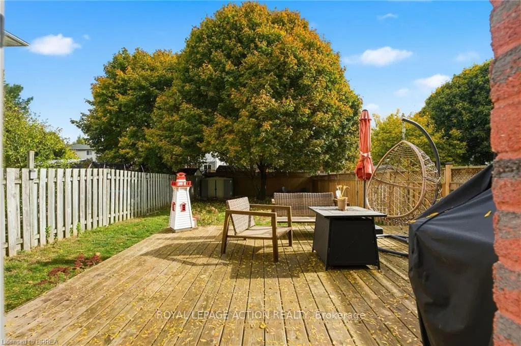 Photo 22 of 23A Oak Avenue, Brant, Paris — HOMEH