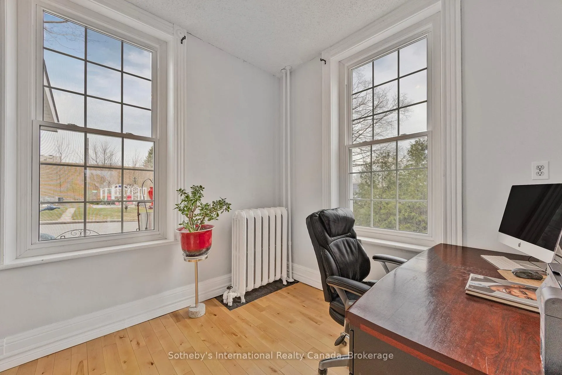 Photo 14 of 26 Robert Street E, Penetanguishene — HOMEH