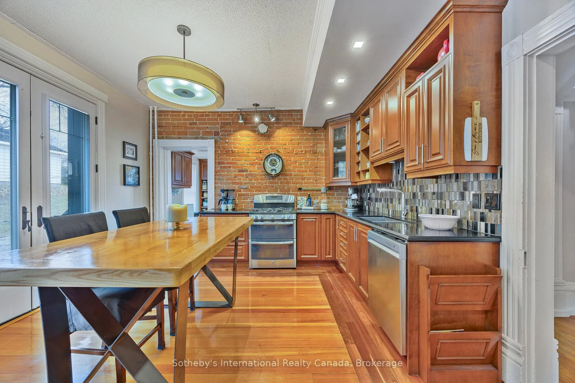 Photo 19 of 26 Robert Street E, Penetanguishene — HOMEH