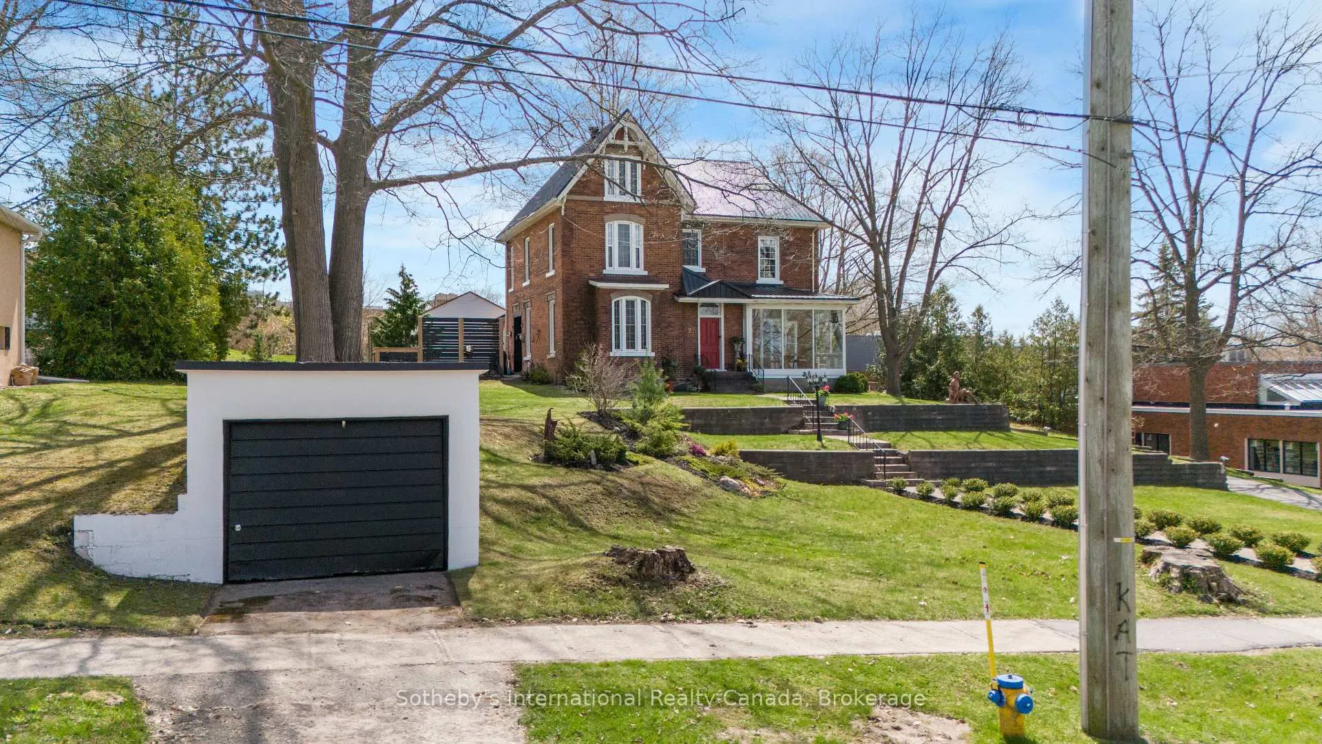 Photo 39 of 26 Robert Street E, Penetanguishene — HOMEH