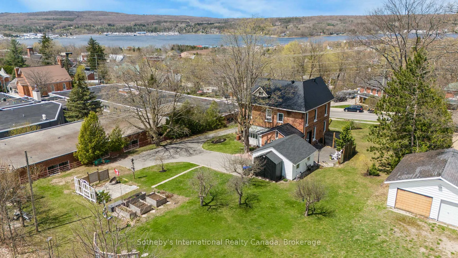 Photo 43 of 26 Robert Street E, Penetanguishene — HOMEH