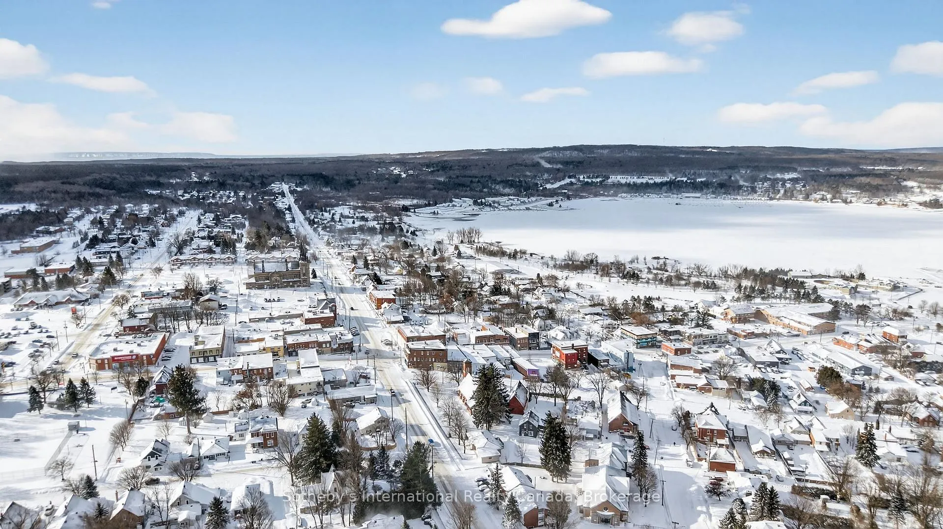 Photo 46 of 26 Robert Street E, Penetanguishene — HOMEH