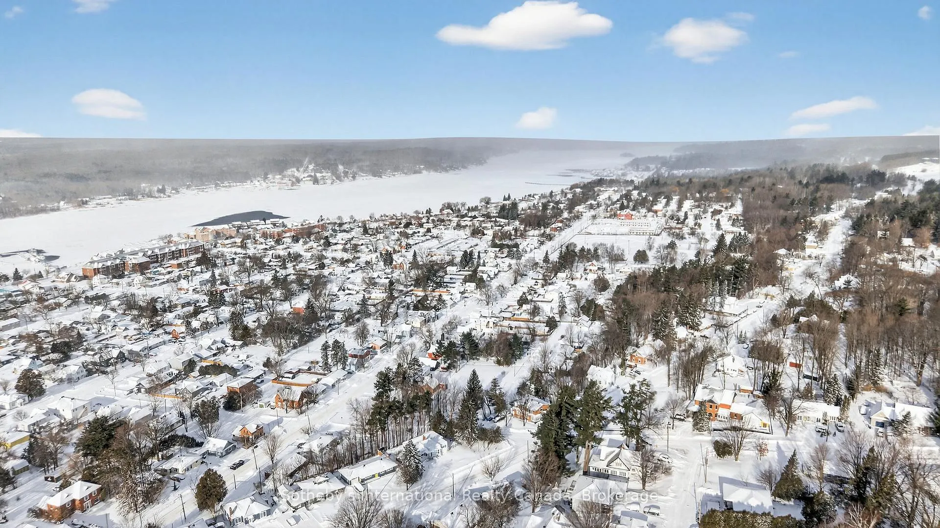 Photo 47 of 26 Robert Street E, Penetanguishene — HOMEH