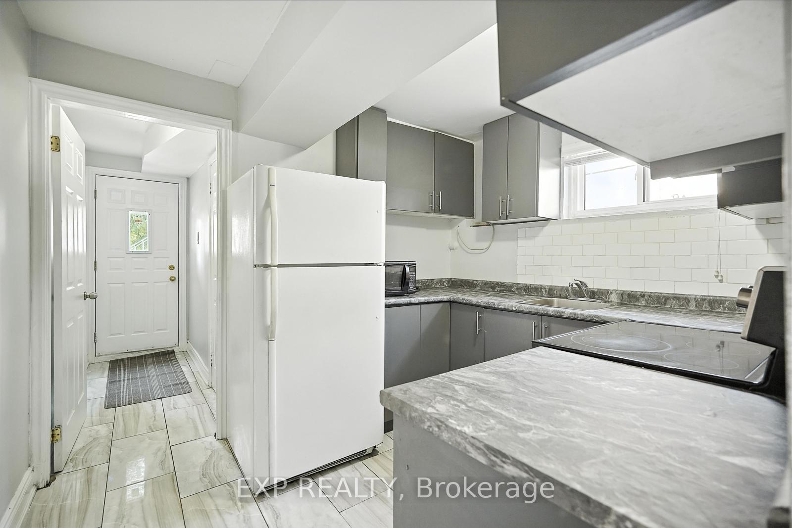 Photo 32 of 387 Archdekin Drive, Brampton, Madoc — HOMEH