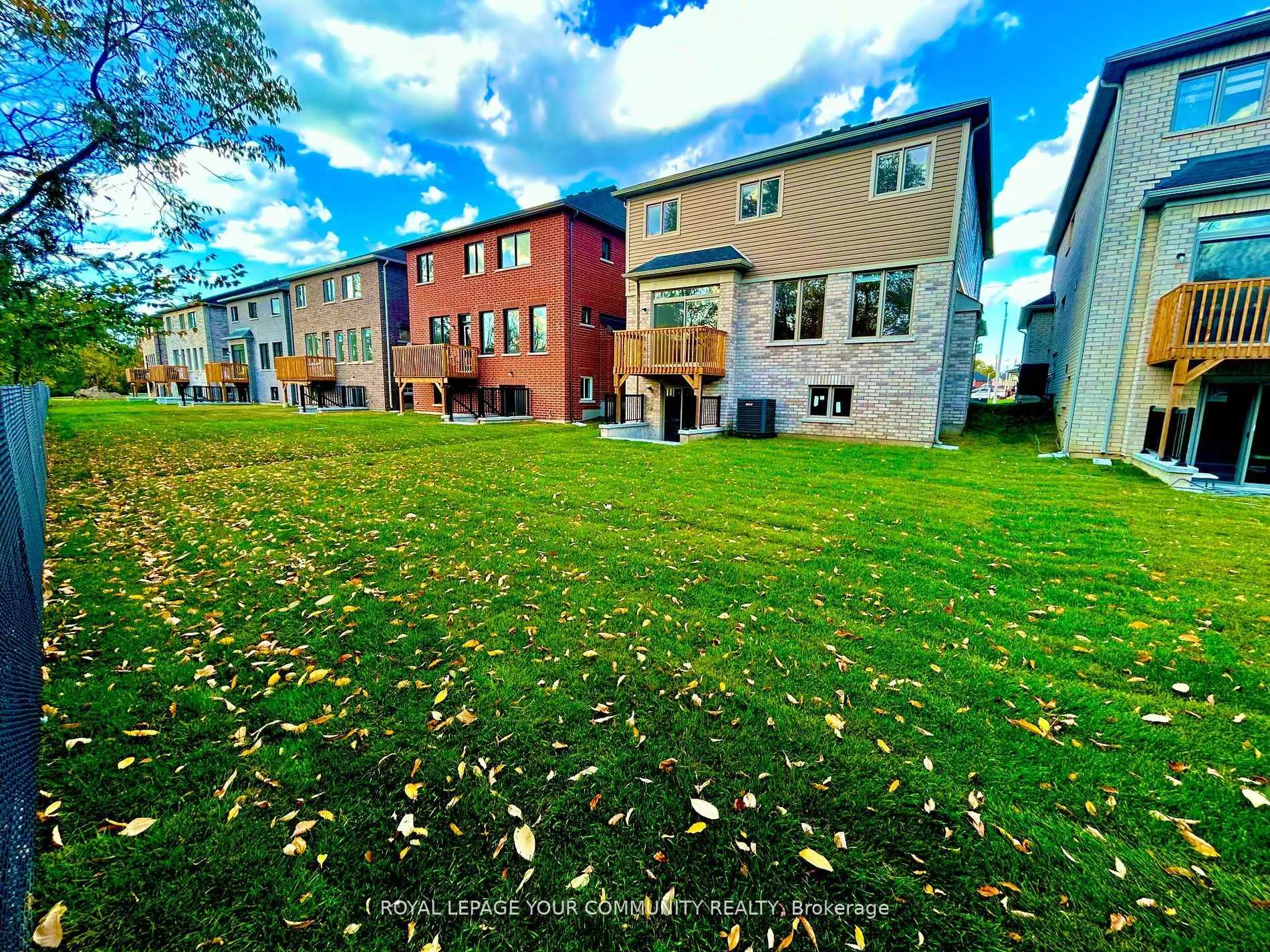 Photo 3 of 26 Baycroft Boulevard, Essa, Angus — HOMEH