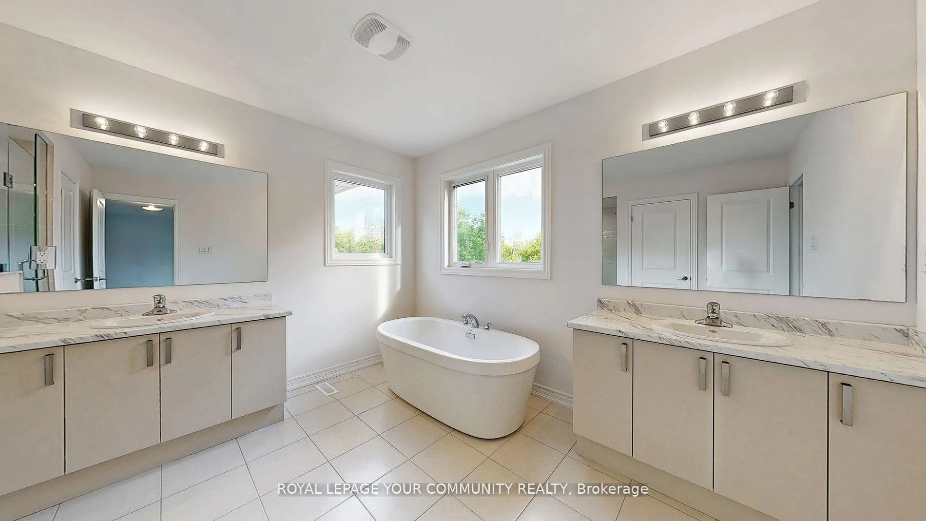 Photo 33 of 26 Baycroft Boulevard, Essa, Angus — HOMEH