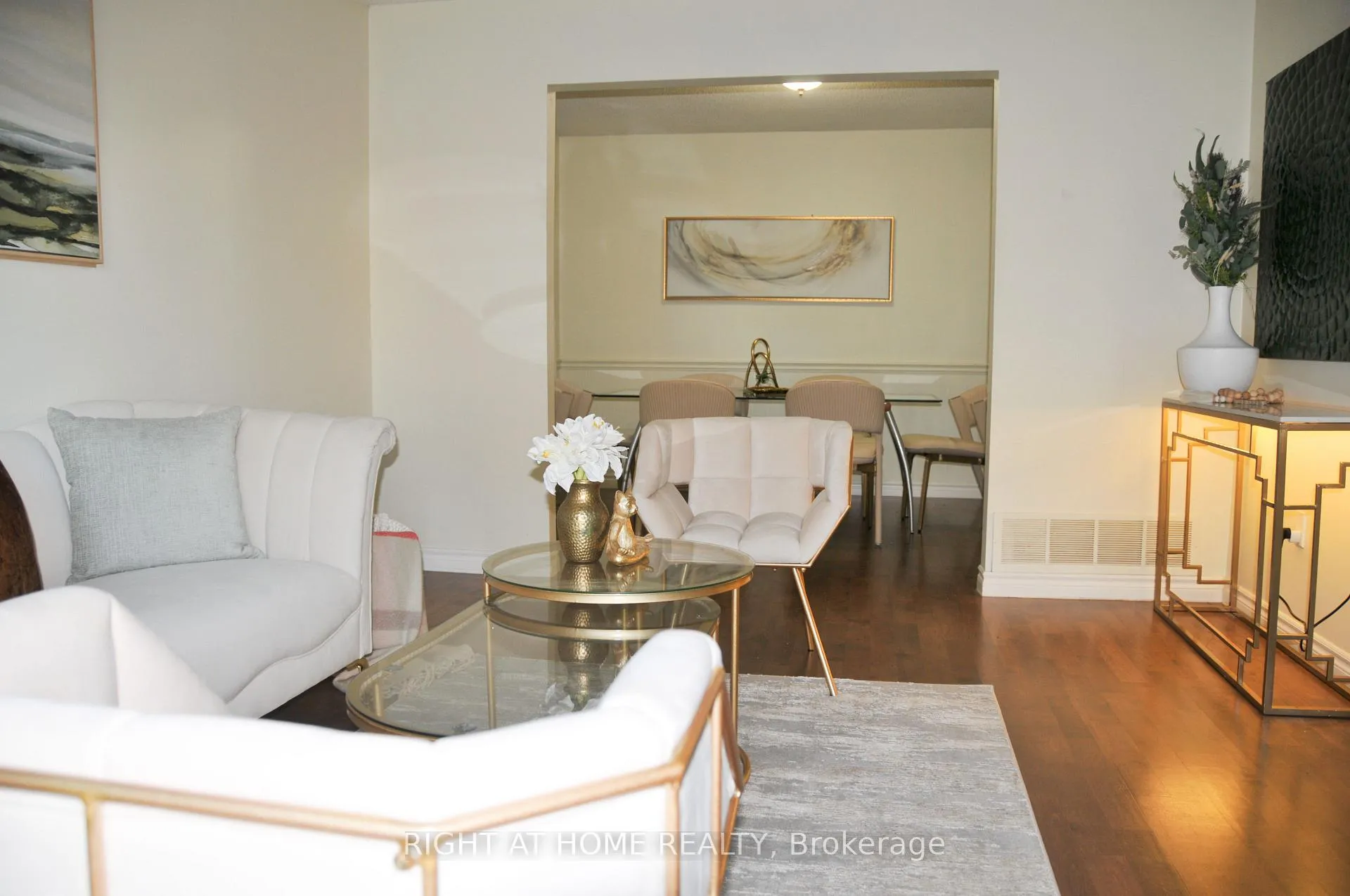 Photo 5 of 29 Herrell Avenue, Barrie, Painswick South — HOMEH