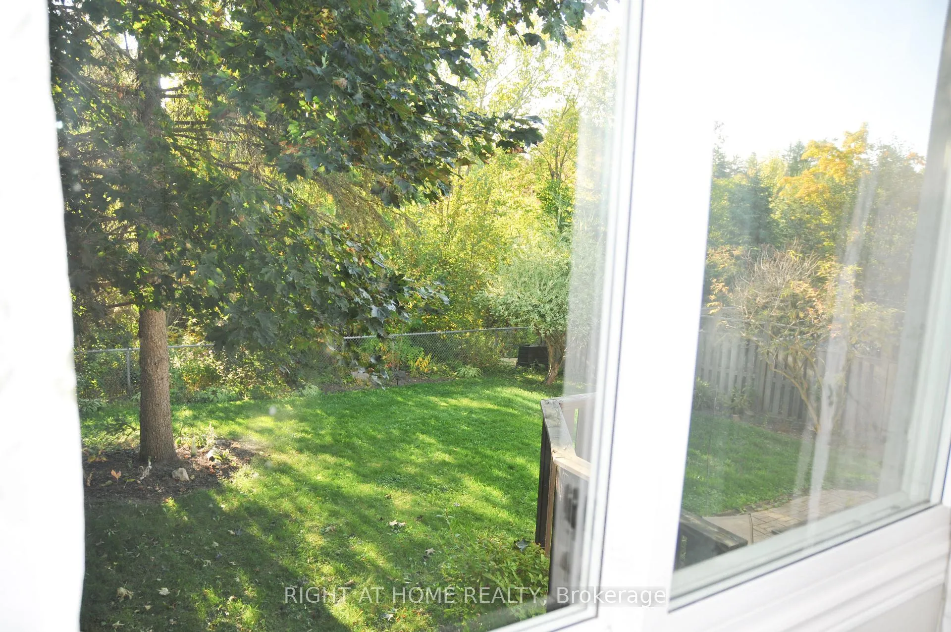 Photo 17 of 29 Herrell Avenue, Barrie, Painswick South — HOMEH